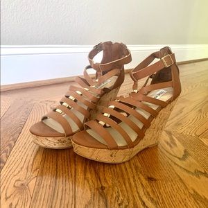Steve Madden Brown Wedges
